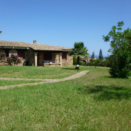 Hotel apartamentowy Le Di Miriacheddu